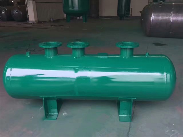 仲巴仲巴仲巴蒸汽分气缸